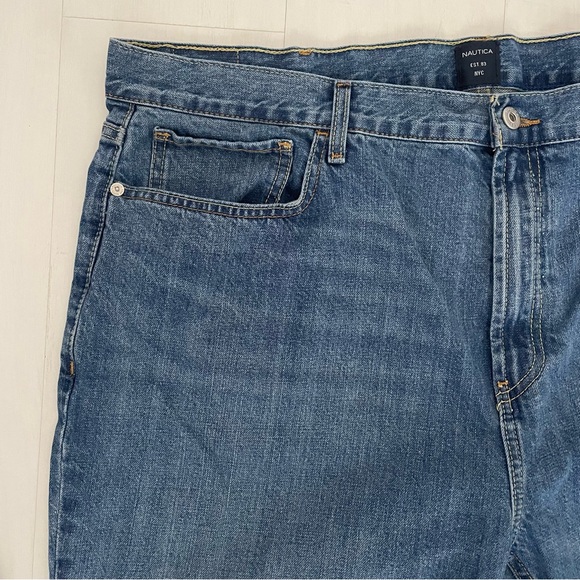 Nautica Relaxed Fit Blue Denim Jeans 100% Cotton Big & Tall, Menas sizes 42/32 - Picture 2 of 14